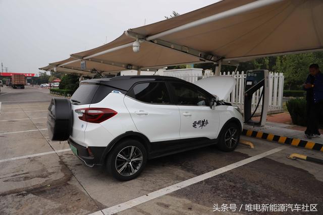 北京元EV顶配车主坦言：动力和平顺性都比2.4L凯美瑞更强