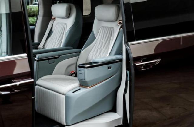 大通G90丨移动商务座，双排航空椅，2.0T+8AT汽油柴油双动力