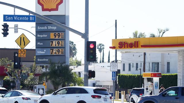 开始筹备停建加油站，美国人对燃油车的信心消失了？