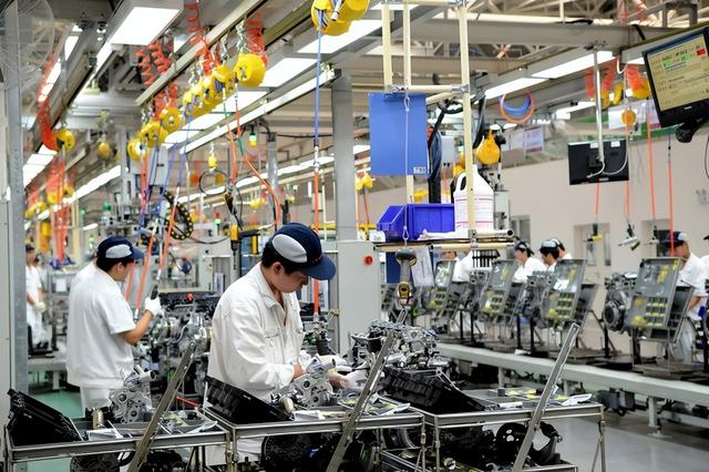 每年生产3000万台发动机的本田，为什么比丰田、大众更焦虑？