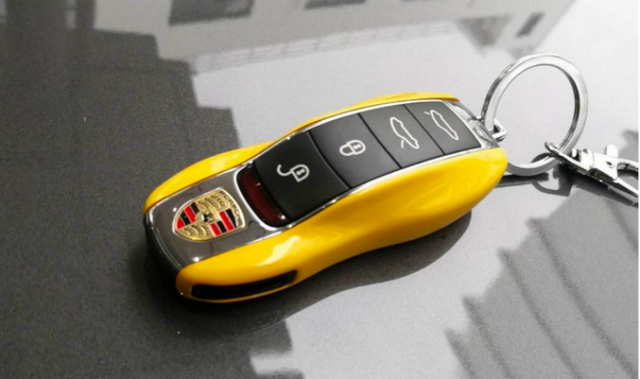 车钥匙大比拼，哪个更有逼格？