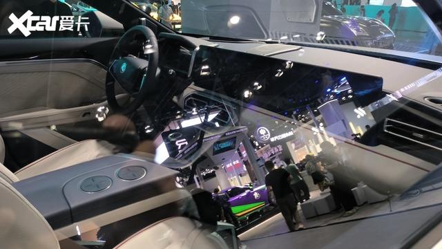 2022成都车展：沙龙汽车机甲龙量产版正式亮相