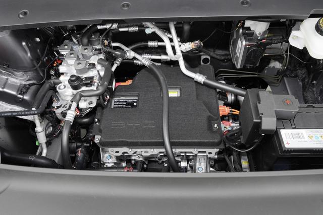 纯电潮跑SUV，430/510km两种续航版本，比亚迪元PLUS表示力如何？