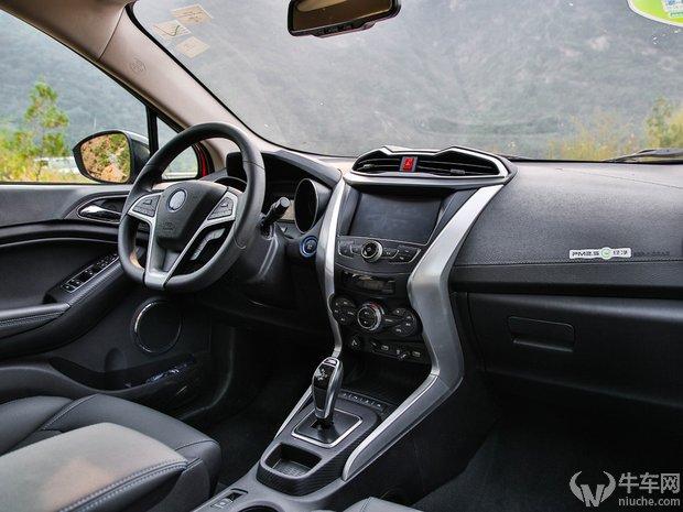 牛X评测：城市代步的好选择 试驾比亚迪元EV360