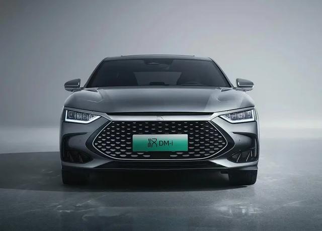 2022款比亚迪汉正式上市：新增DM-P车型，零百3.7秒