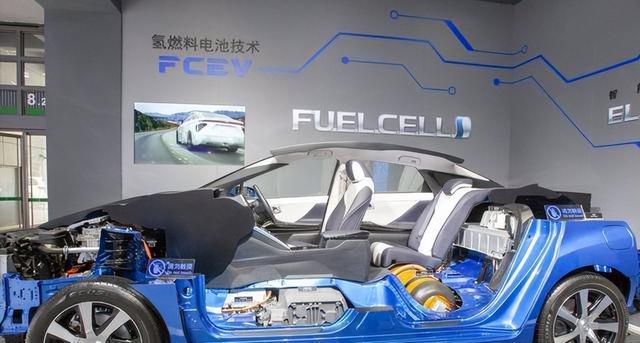 未来新能源汽车电池的主流：锂电池，氢燃料电池，还是固态电池？