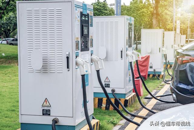 资讯 | 中国充电同盟：11月新增5.1万个公共充电桩，同比增长58.6%
