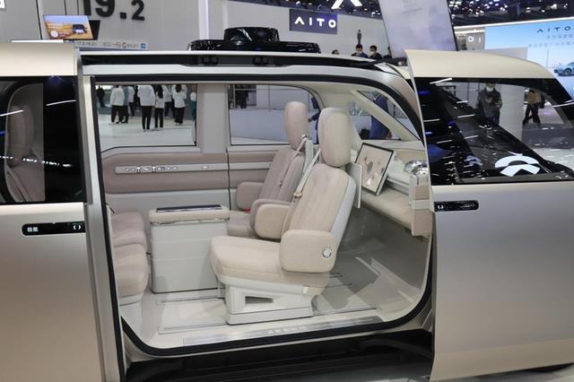 2022年末，电动车还有什么新花样？——广州车展上的概念玩具