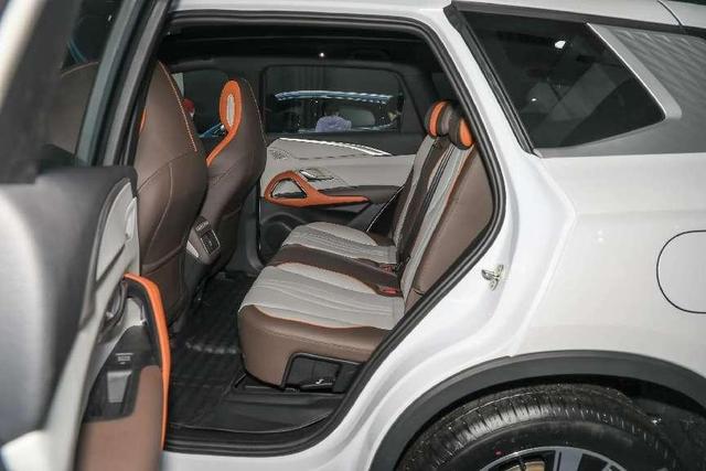 15万元的SUV天花板，比亚迪宋Pro DM-i，到底有多内卷？