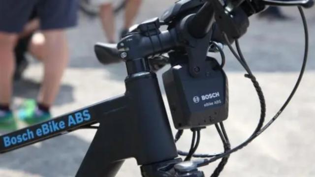 电动自行车也有ABS？BOSCH推出两轮防抱死系统！