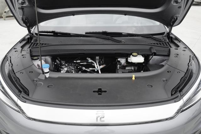 热门纯电紧凑SUV比亚迪元PLUS，选哪款配置更合适？