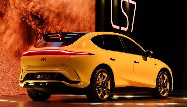 一周新车盘点 | 2023比亚迪秦PLUS正式上市 迈巴赫发布首款插电式混合动力车型
