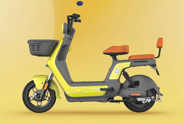 3款新出的电动自行车，外观时尚，价格实在，适合上班通勤和接娃