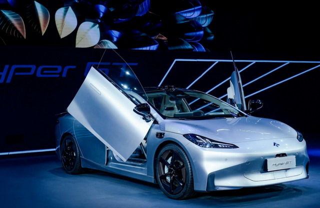 上海车展重磅新能源车盘点，Hyper GT、比亚迪宋L等，你喜欢谁？