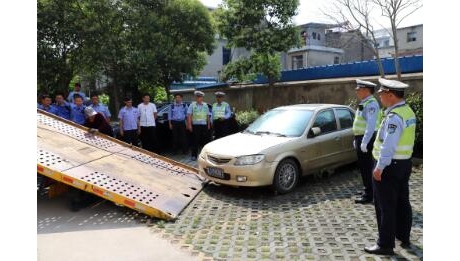 交警电话是112还是122能查到车主电话吗？