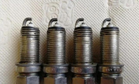 火花塞哪个品牌好？