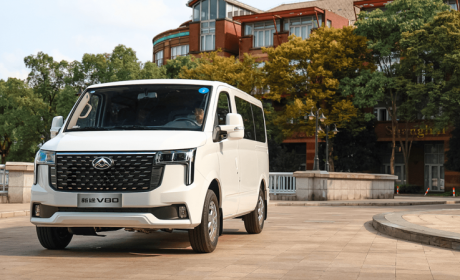 江铃福顺对比上汽大通MAXUS新途V80，哪个更适合你？