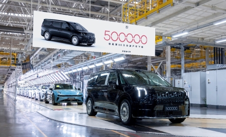 累计50万台均价近30万，极氪破局低质内卷树品牌向上典范